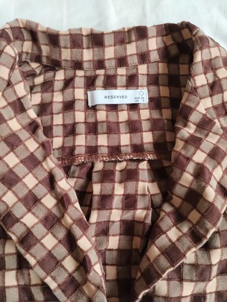 Kratšia hnedá kockovaná košeľa, reserved,s