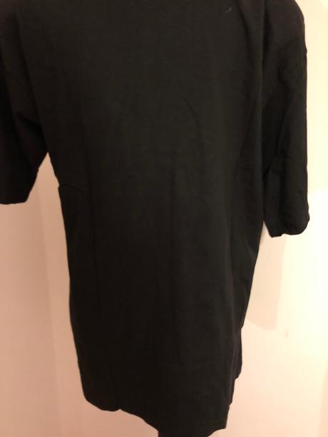 Čierne tričko, 42