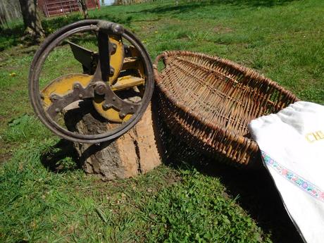 Ručná rezačka na trávu prhľavu,,