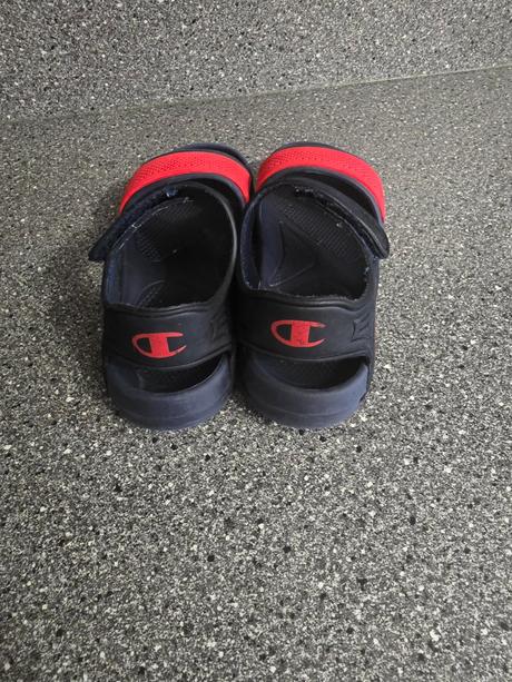 Sandale, champion,32