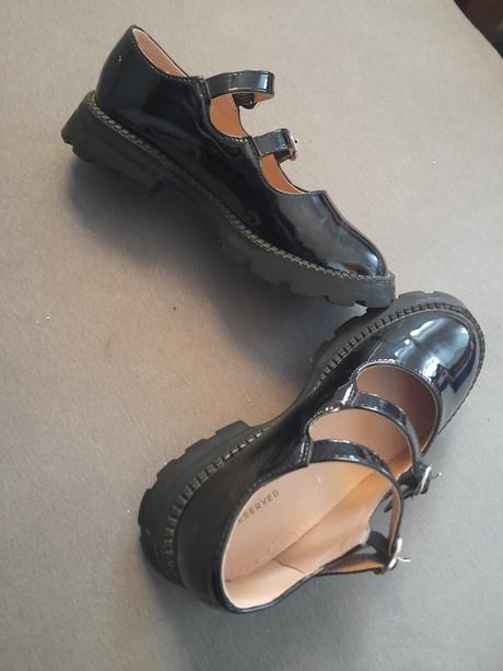 Topanky/ lakovky, reserved,34