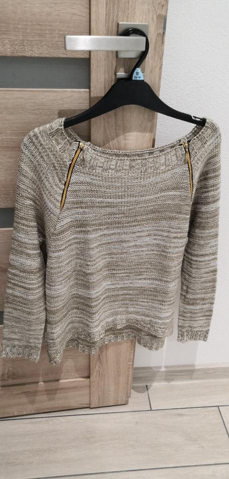 Melírovaný pulovrík so zlatou niťou, m