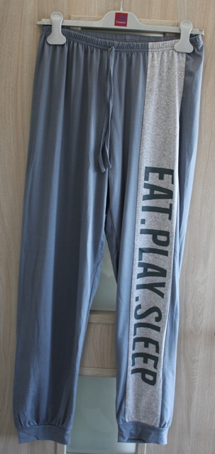 Dámske pyžamo č.m, m