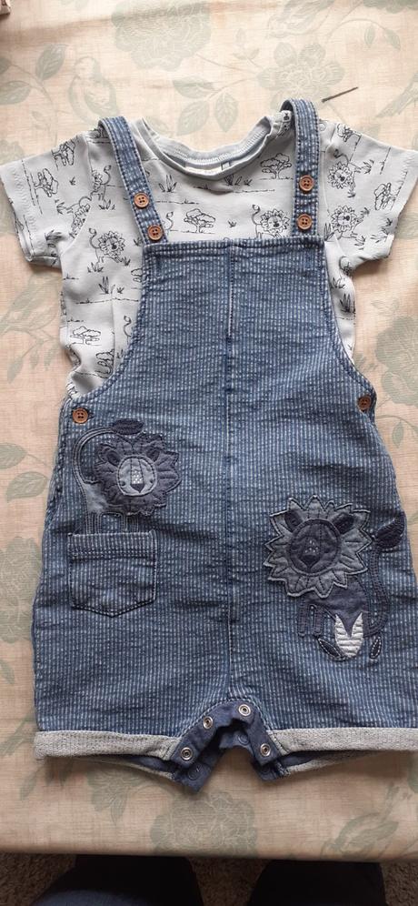 Next dungarees a body 9-12months, next,80