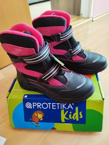 Snehule, protetika,36