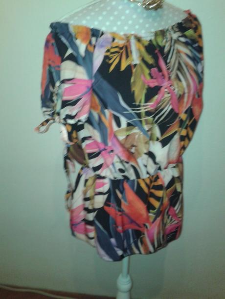 Padavá farebná blúzka cez ramená  m, m