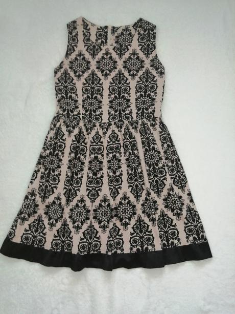 Krásne dámske šaty, simone,38
