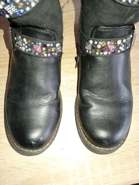 Graceland cizmicky c. 33, graceland,33