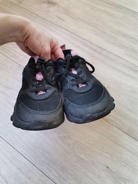 Tenisky, reserved,33