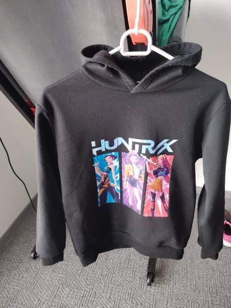 Mikina huntrix, 158