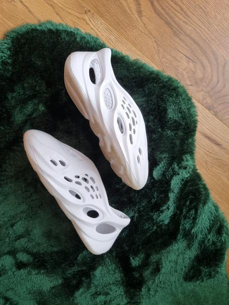 Yeezzy foam bez chybičky, adidas,35