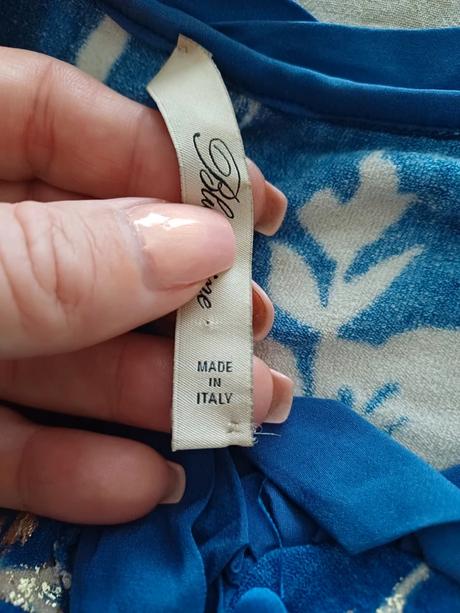 Luxusný svetrík blumarine č.s, s