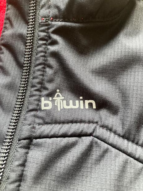 Flísovo-sofshelová bunda zn.btwin, 134