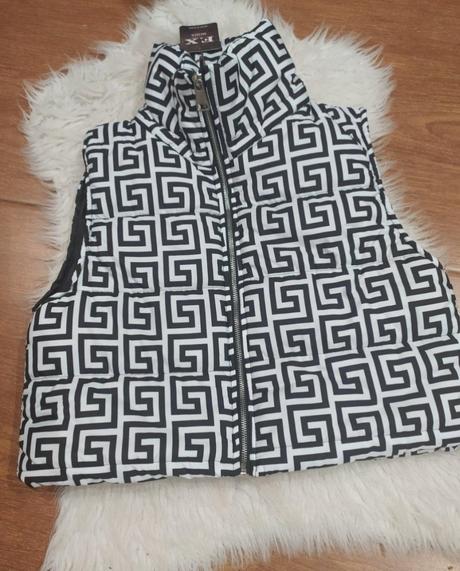 Štýlová vesta, m / s