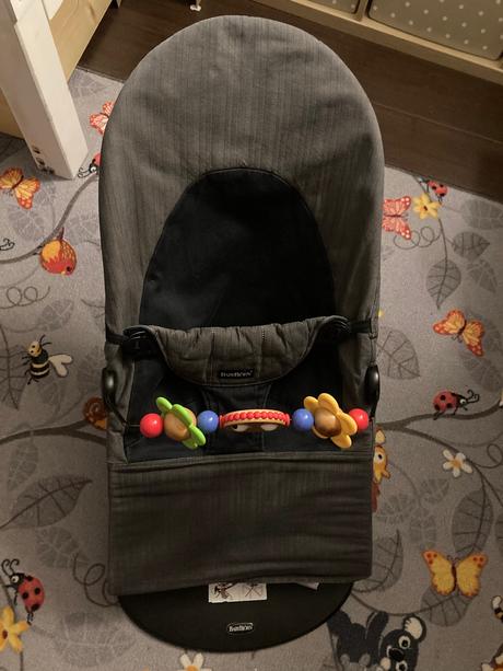 Lehatko babybjorn s hračkou, 