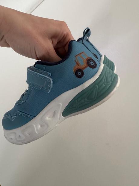 Blikajuce tenisky vel.24 kuniboo, kuniboo,24