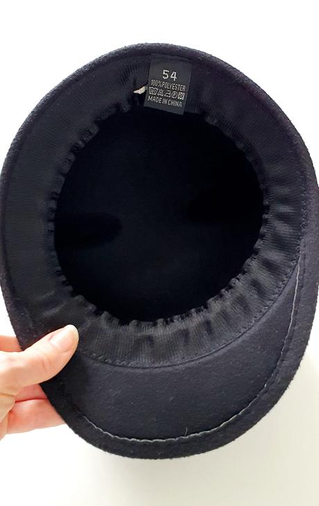 Derby klobúčik s uškami, 104