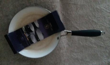 Kvalitna keramicka panvica,