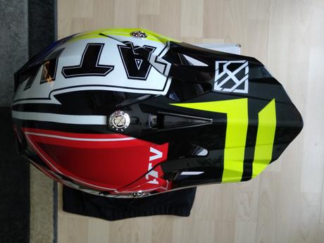 Prilba na stvorkolku hecht 52915 l, 