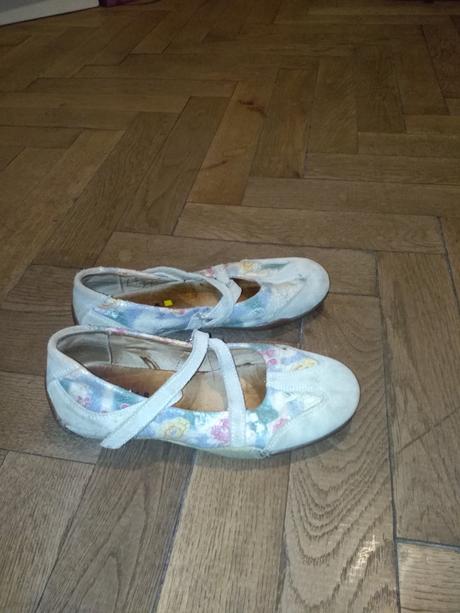 Baleríny kožené, topánky, sandálky, richter,35