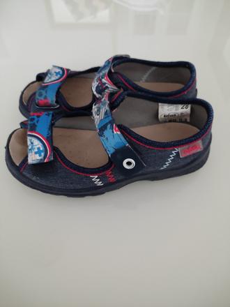 Chlapčenské sandálky, 28