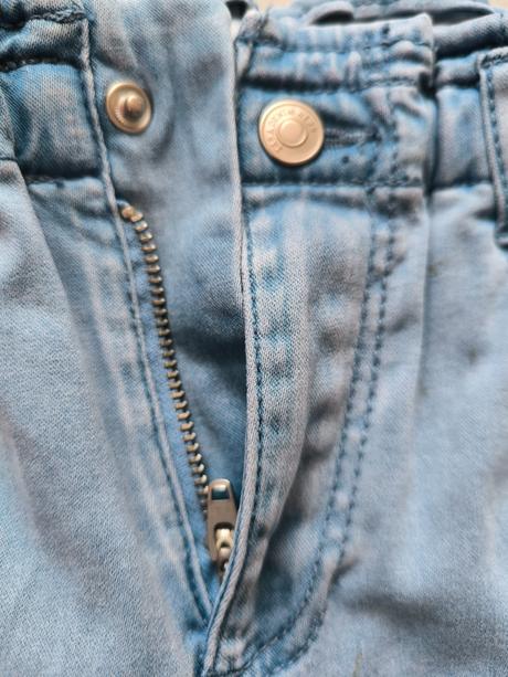 Riflové nohavice, zara,110