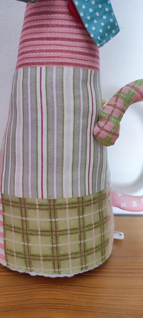 Ručné šitá mačička 35cm,