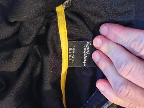 Mikina, chapter young,164