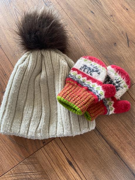 Zimná čiapka s rukavičkami, koala baby,104
