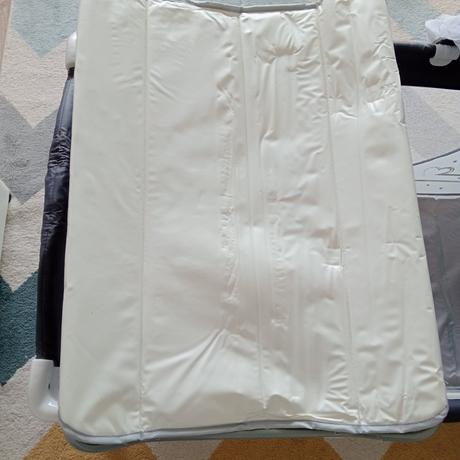 Cestovná postieľka,