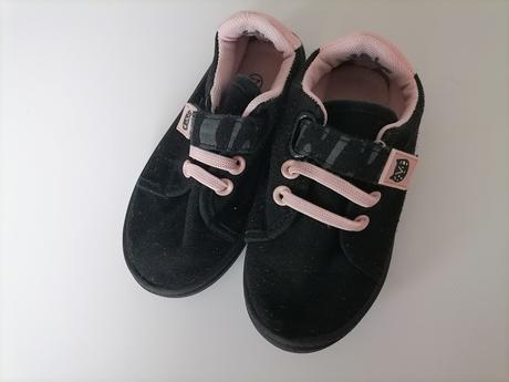 Predám dievčenské tenisky, 25