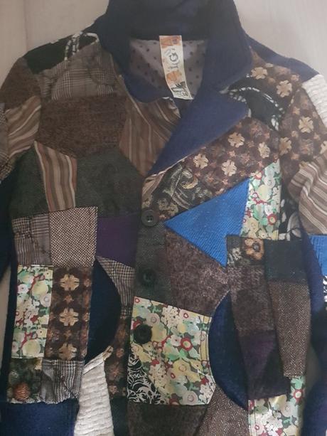 Desigual bunda, desigual,38