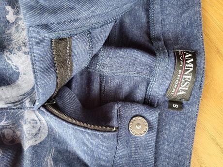 Predám zaujímavé legíny značky amnesia, s