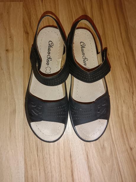 Kožené sandále, 38