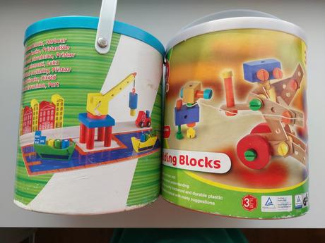 Drevena skladacka a pristav,