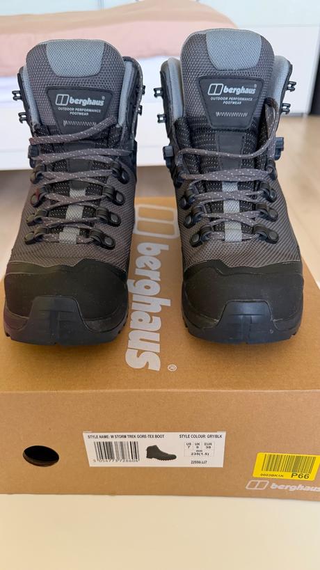 Predám dámsku turistickú obuv storm trek gore-tex, 38