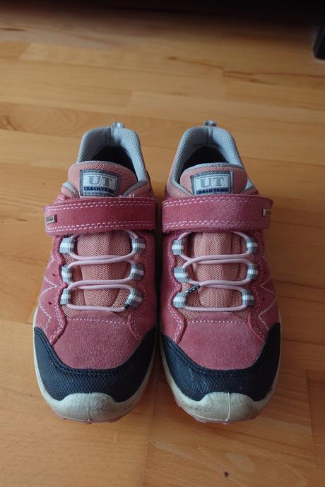 Turisticke topanky, 34