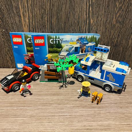 Lego city 4441 policajná dodávka pre psa, 