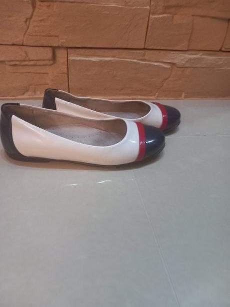 Balerínky, kornecki,33