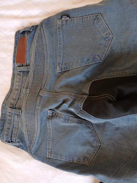 Motorkárske oblečenie, m