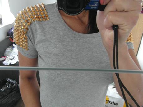 Sivé tričko vybíjané, l