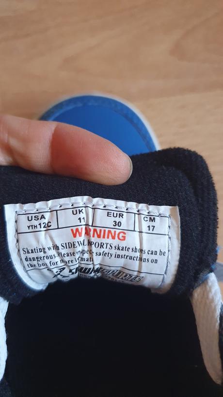 Topanky s kolieskami, 30