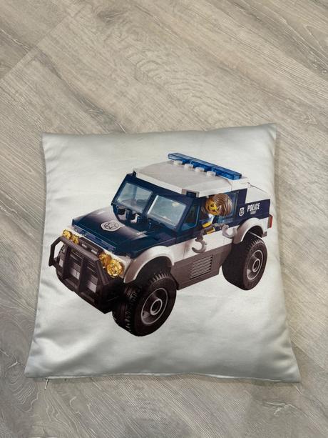 Lego vankusik s oblieckou, 