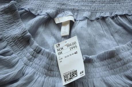 Svetlomodrá blúzka odhalené ramená, h&m,42