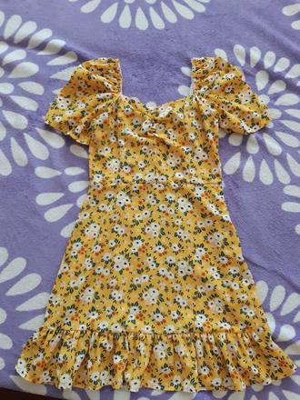 Kvetinové šaty, s