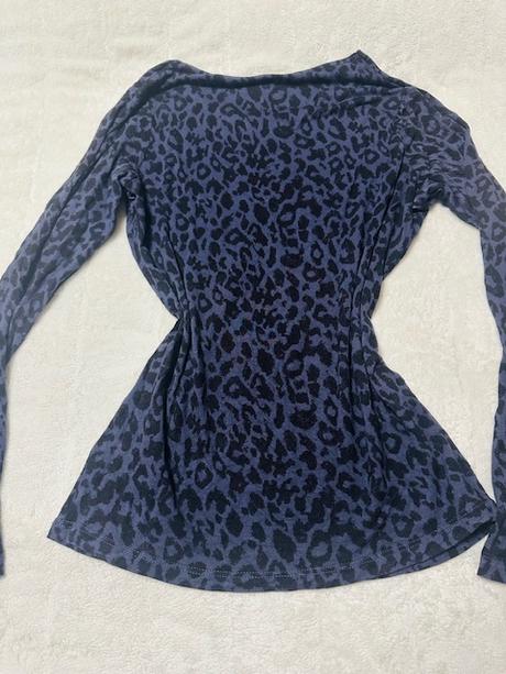 Tenšie tričko so zvieracím vzorom zn. uncs, m