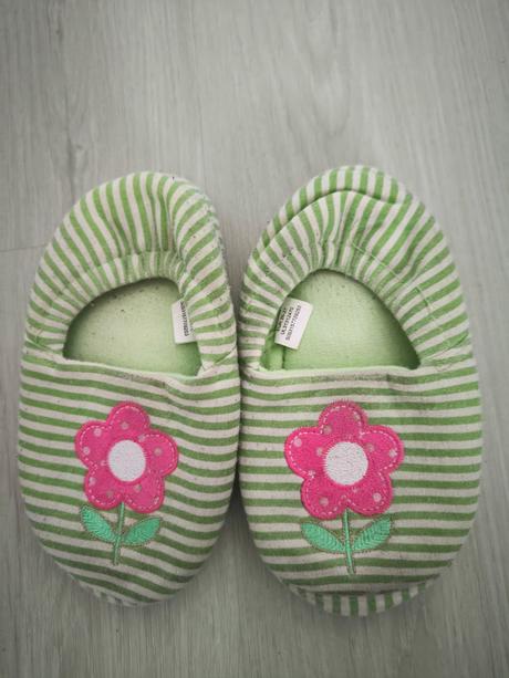 Papučky v.26 nosené iba mojou dcérkou, cena 1,50, 26