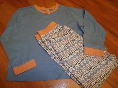 Pyžamko, lupilu,110