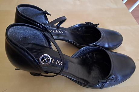 Čierne lodičky veĺ.37,5, 37