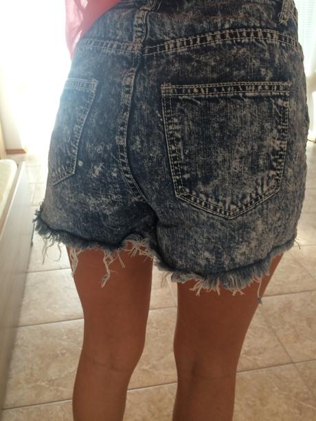 Kratasy, atmosphere,s